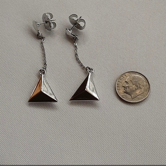 NWT Lia Sophia Retired Cairo dangle earrings. - Picture 2 of 5